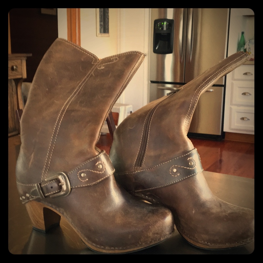 Dansco boots, size 38